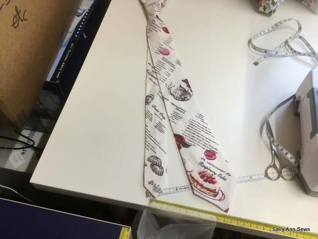 Bespoke clothing patisserie tie