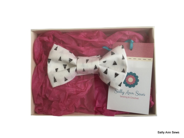 Bow Tie White Black Triangles Boxed