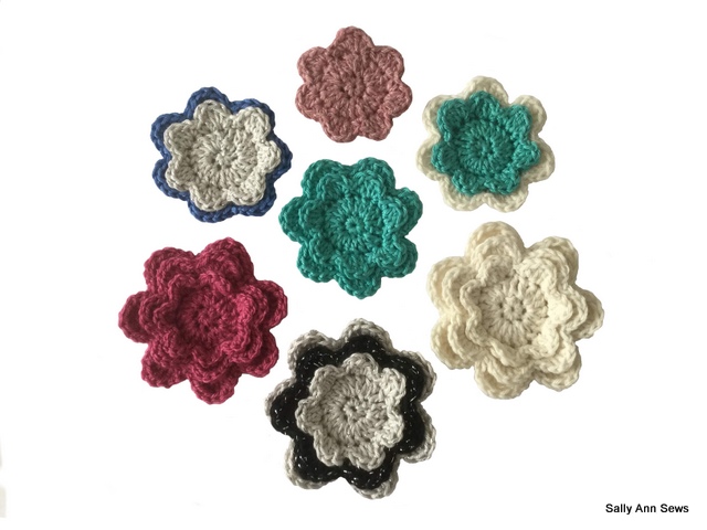 Crochet brooch workshop