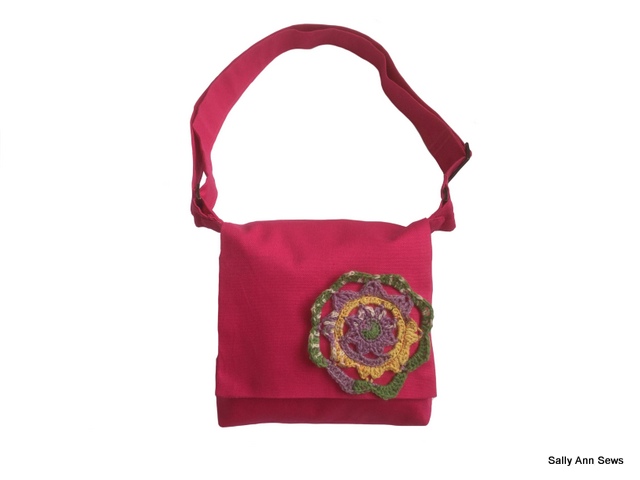 Crochet mandala bag